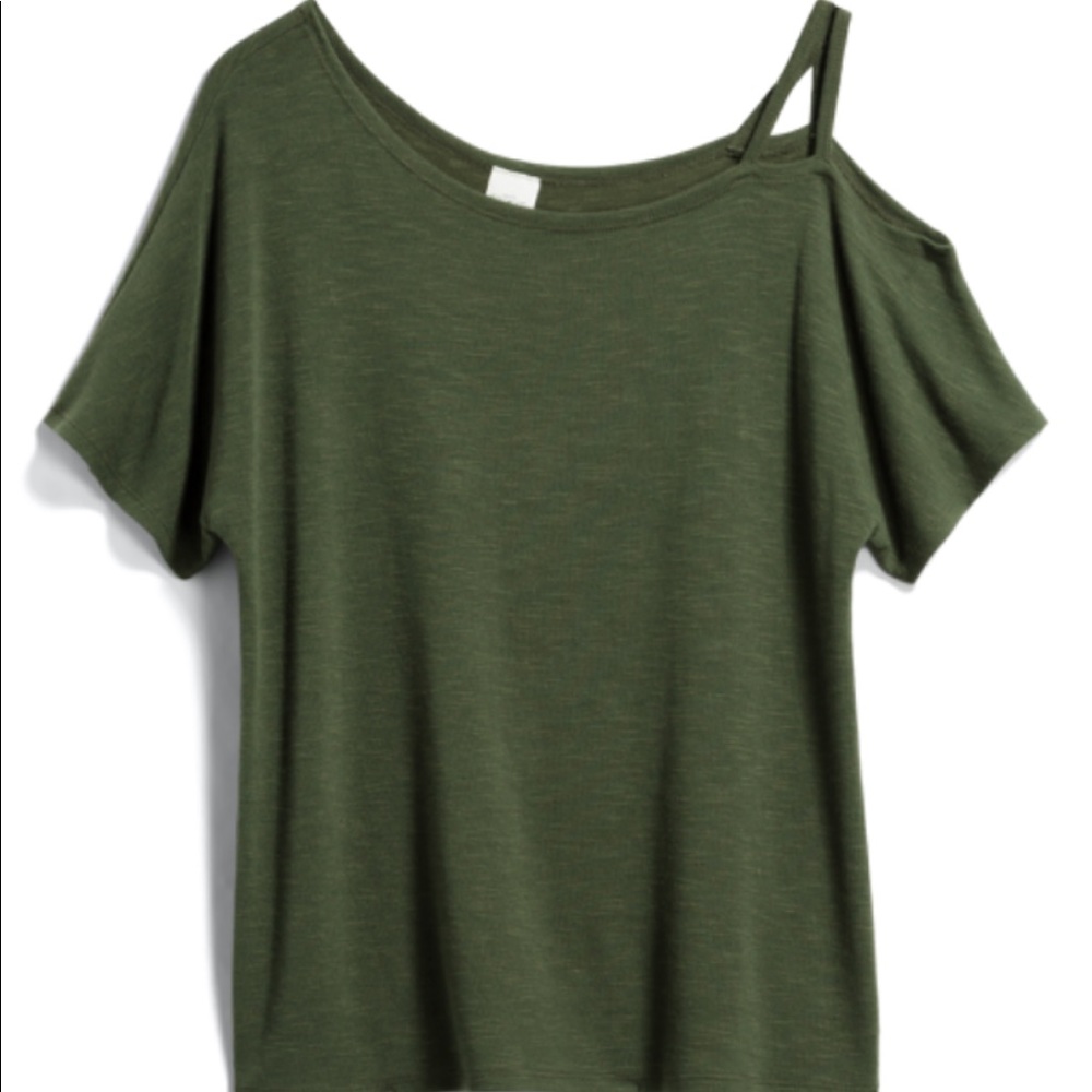 Super cute short sleeved shirt stitch fix